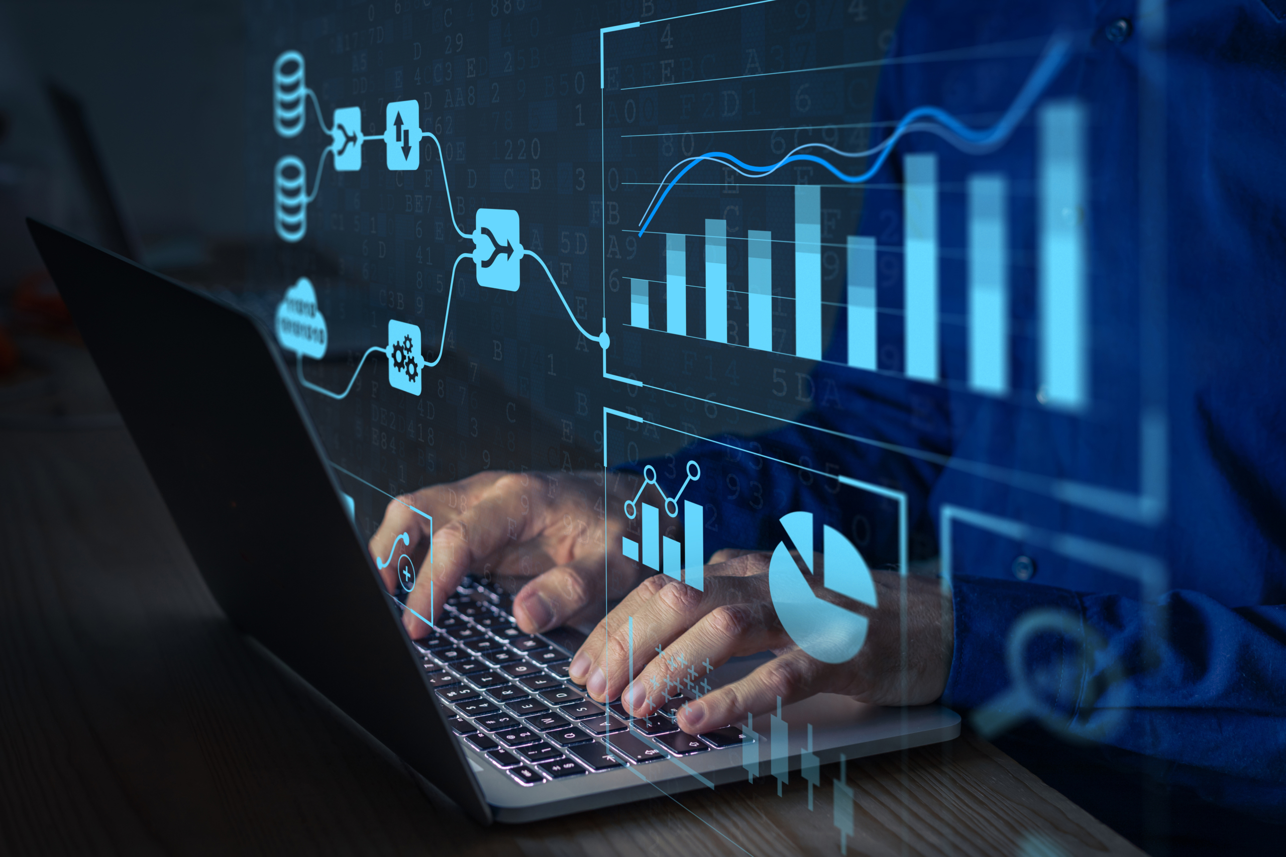 Analyst working with Business Analytics and Data Management System on computer to make report with KPI and metrics connected to database. Corporate strategy for finance, operations, sales, marketing Ein praktischer Leitfaden zu Augmented Analytics